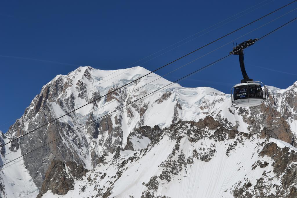 Hotel Pilier D'Angle & Wellness Courmayeur Exterior photo