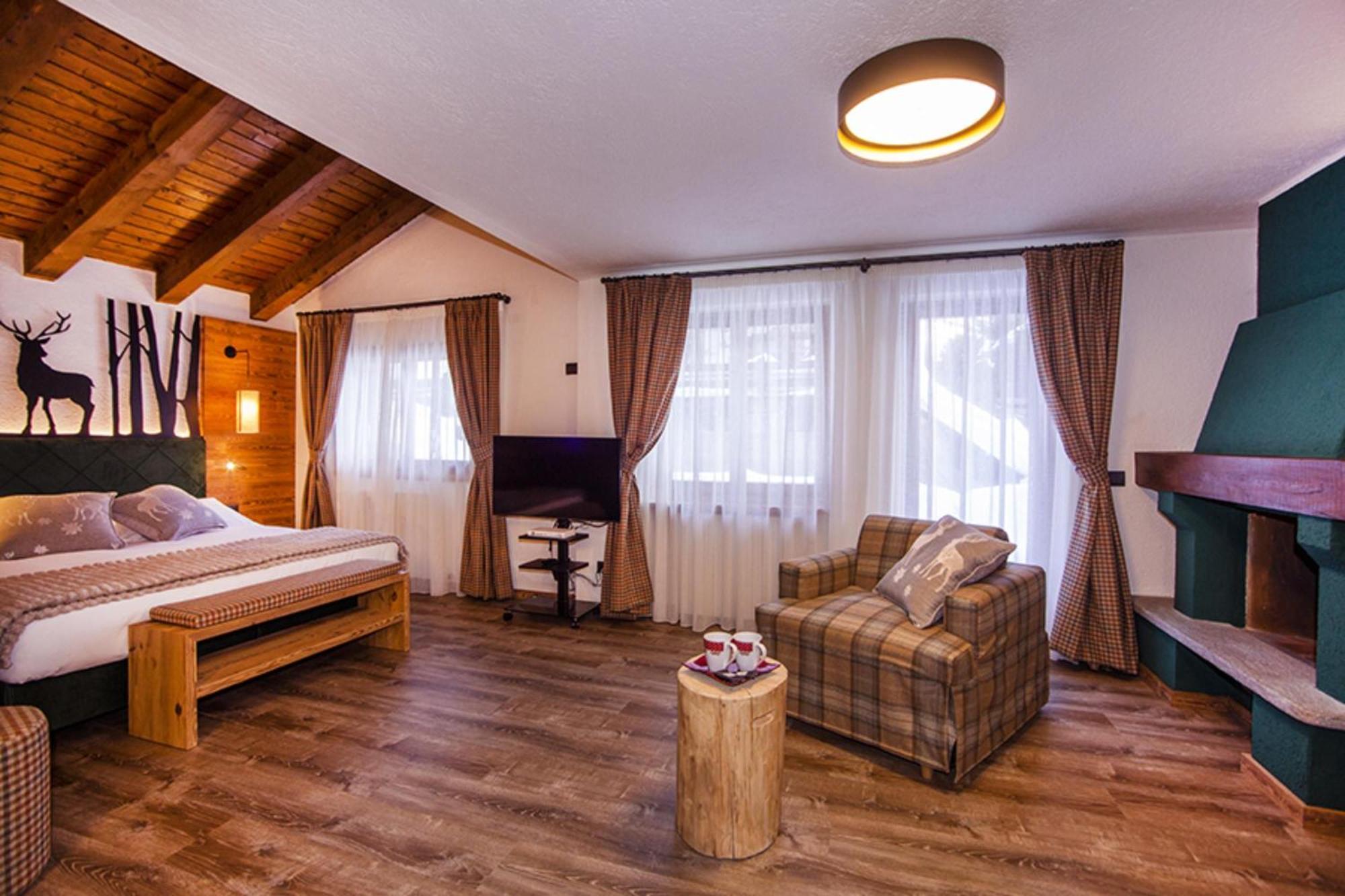 Hotel Pilier D'Angle & Wellness Courmayeur Exterior photo