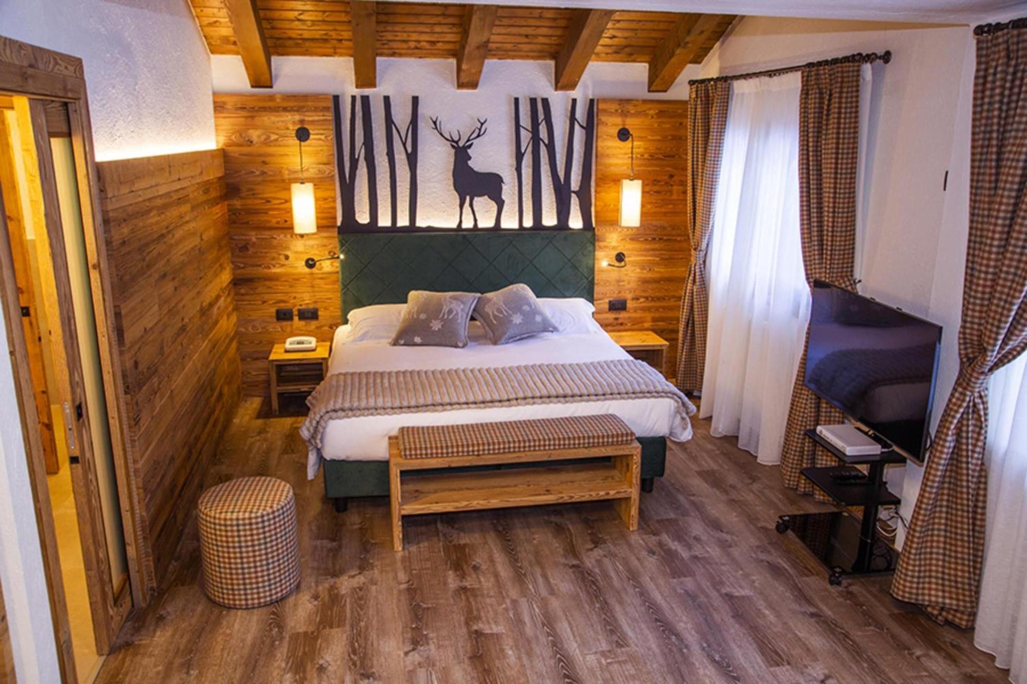 Hotel Pilier D'Angle & Wellness Courmayeur Exterior photo